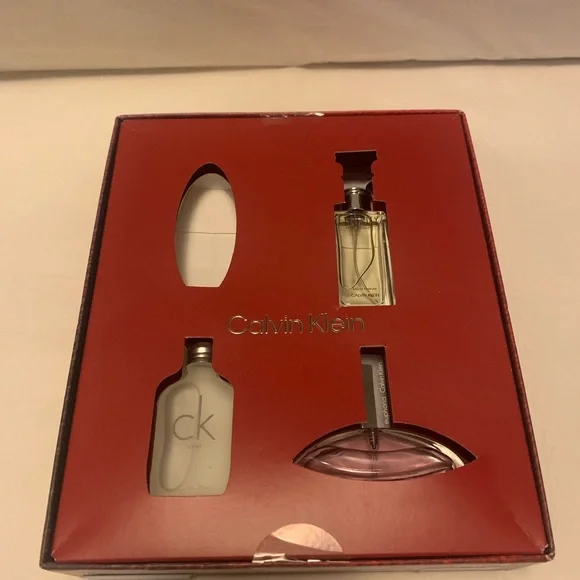 Calvin Klein Mini Perfume Set - Picture 1 of 3